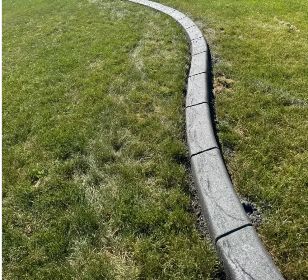 Basic Curb